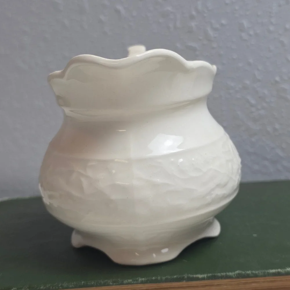 Vintage Cream Ceramic Embossed Floral Creamer and Saucer Set Scalloped Footed‎